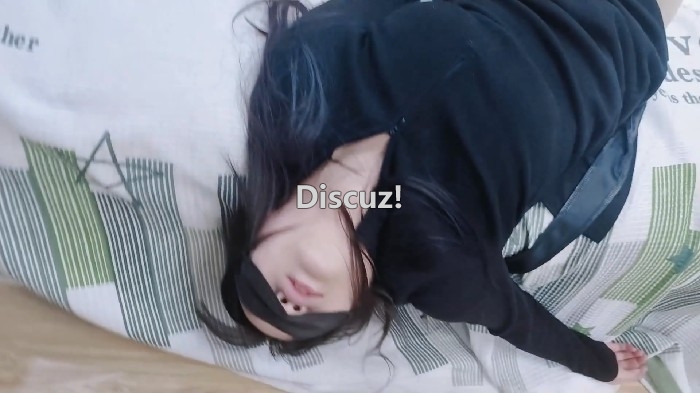 215143xttsne0llr4c02nz.jpg