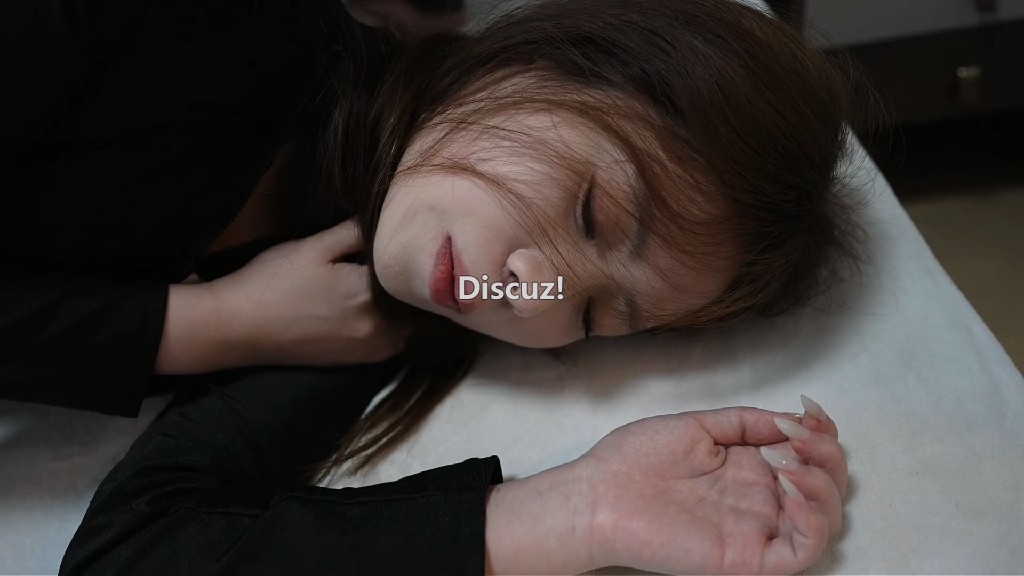 233557nkhg0zsaf3fv0g7h.jpg